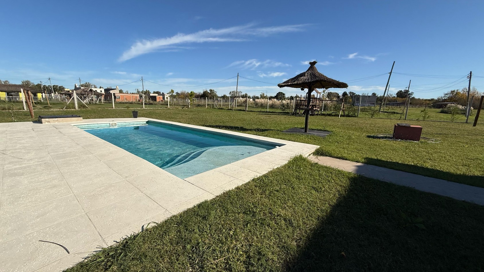 VENTA DE HERMOSA CASA  EN BARRIO PRIVADO FINCA DON FAUSTO, CAÑUELAS.