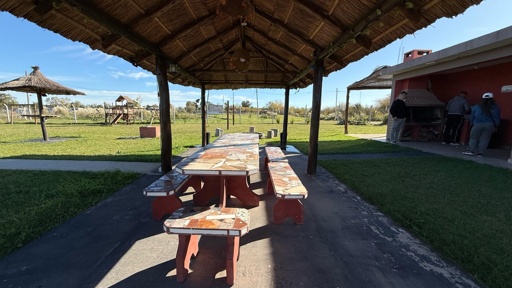 VENTA DE HERMOSA CASA  EN BARRIO PRIVADO FINCA DON FAUSTO, CAÑUELAS.