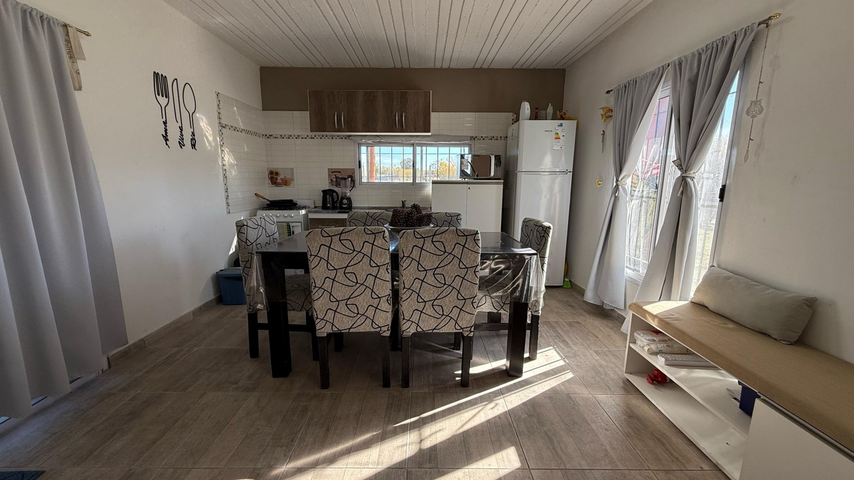 VENTA DE HERMOSA CASA  EN BARRIO PRIVADO FINCA DON FAUSTO, CAÑUELAS.