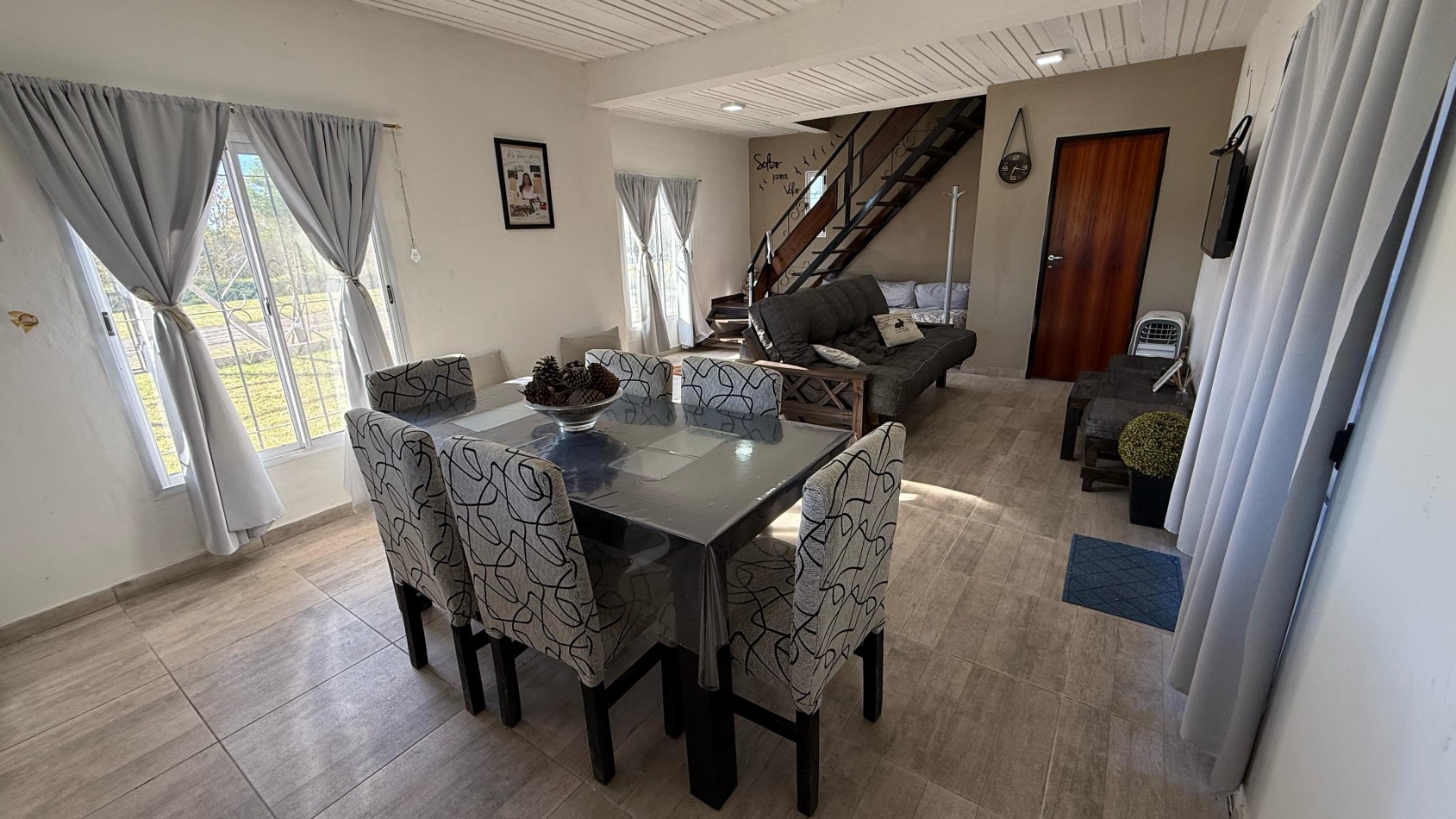 VENTA DE HERMOSA CASA  EN BARRIO PRIVADO FINCA DON FAUSTO, CAÑUELAS.