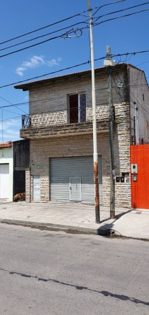 Foto Casa en Venta en Luis Guillon, Buenos Aires - U$D 90.000 - pix74189470 - BienesOnLine
