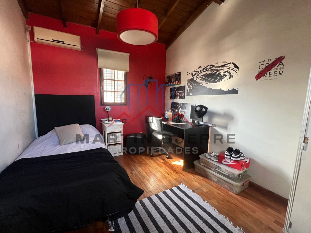 VENTA CASA 5 AMBIENTES BARRIO PUERTAS DEL SOL. CIUDAD EVITA. LA MATANZA.