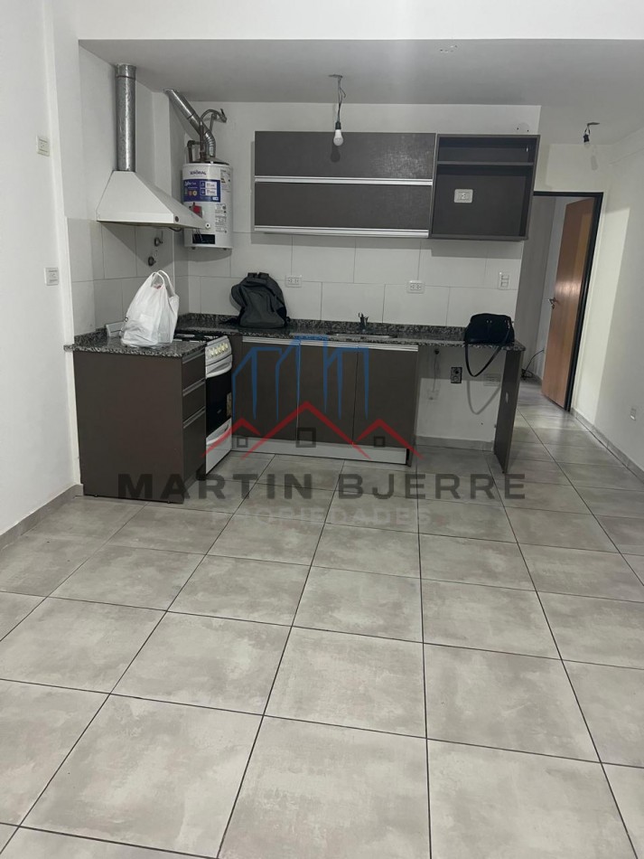 VENTA DEPARTAMENTO 2 AMB. EDIF. LAMAS I. CIUDAD EVITA. LA MATANZA.