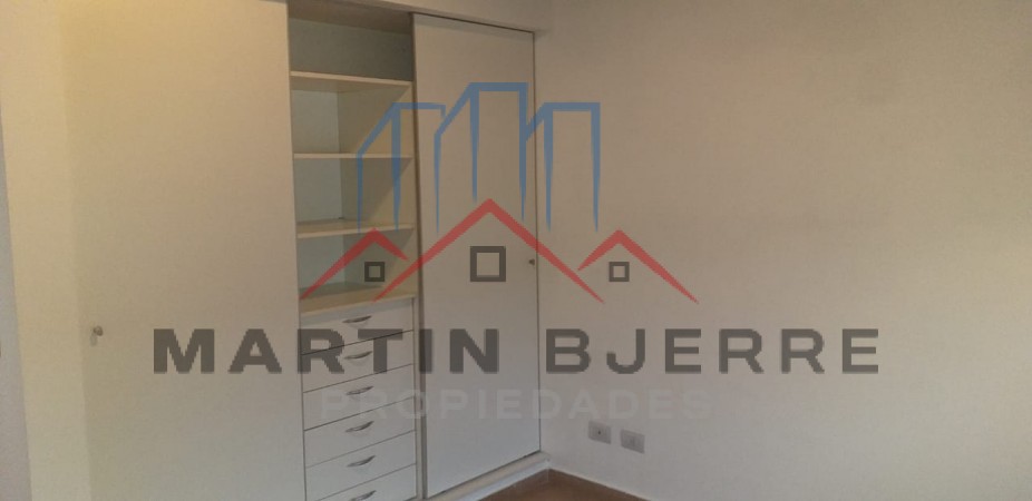 Venta  Duplex 3 ambientes  Ciudad Evita.  