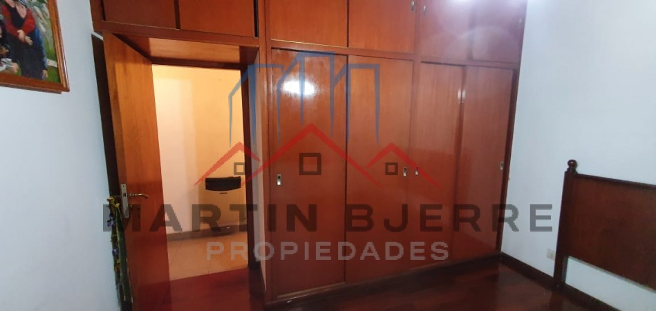 Venta Casa 5 ambientes Ciudad Evita. 