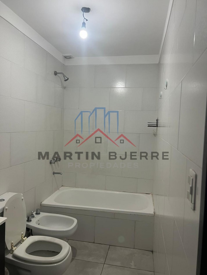 VENTA MONOAMBIENTE EDIF. LAMAS I. CIUDAD EVITA. LA MATANZA.