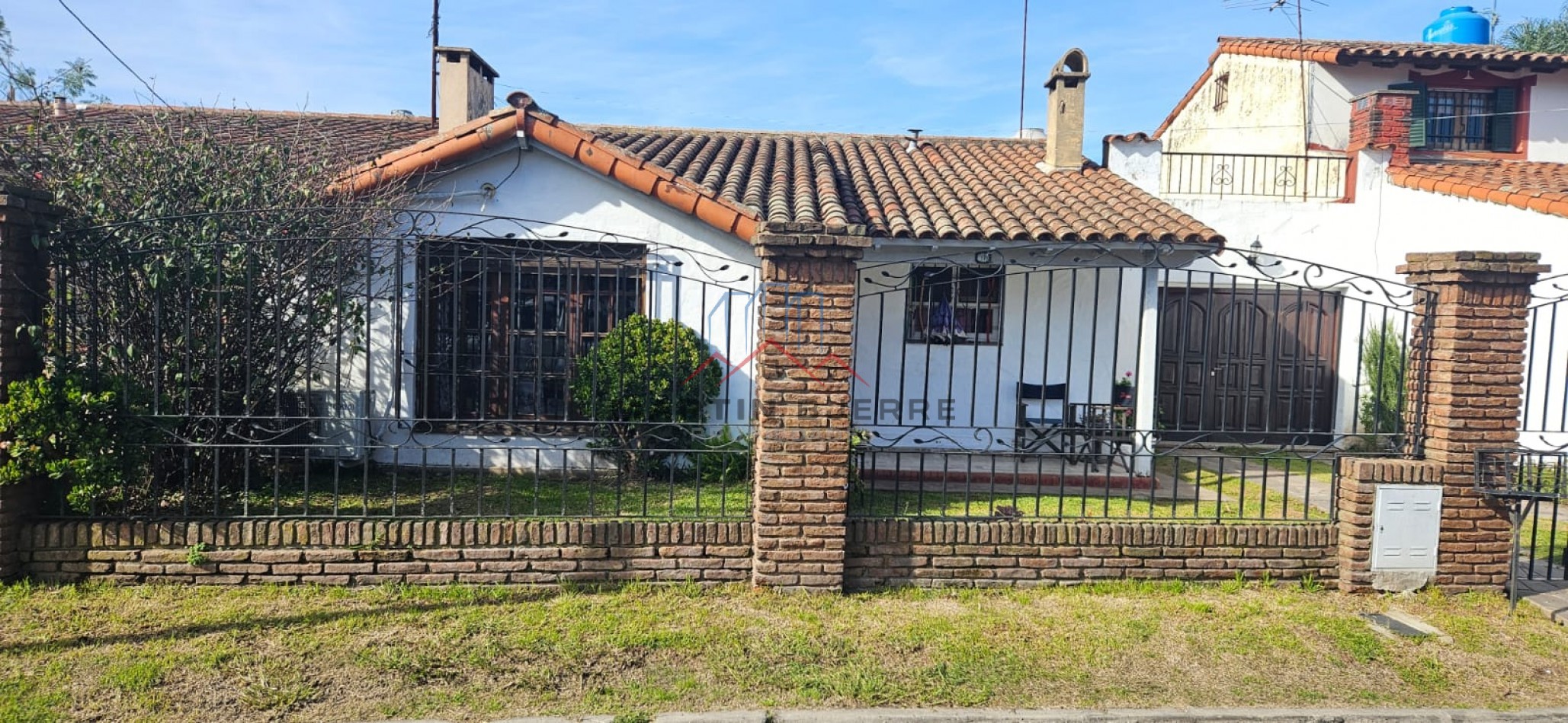 VENTA CASA 3 AMBIENTES EN CIRCUNSCRIPCION 1, CIUDAD EVITA. 
