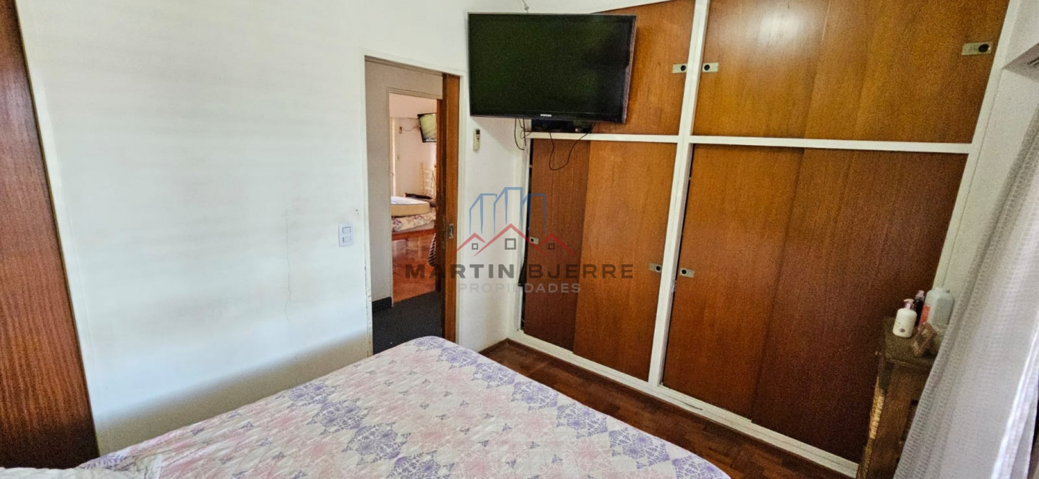 CASA 5 AMBIENTES  CON QUINCHO Y PISCINA EN CIUDAD EVITA, LA MATANZA.