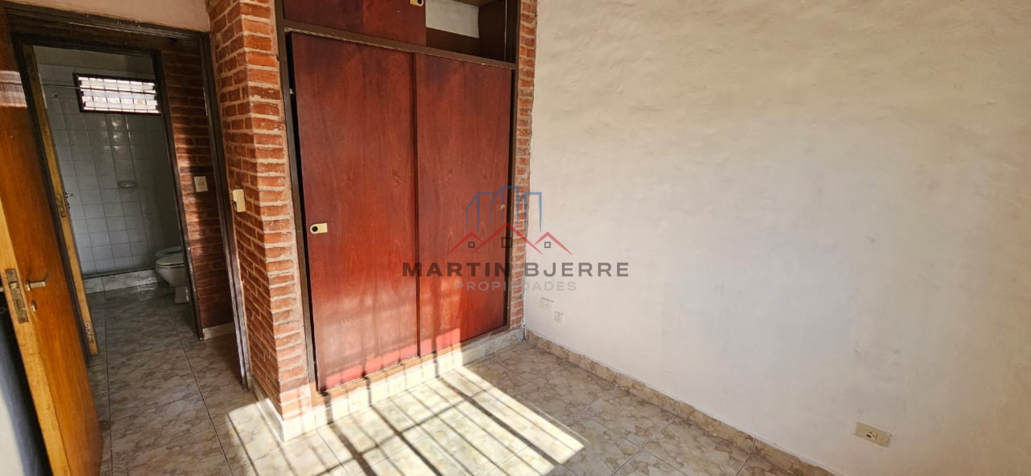 CASA 3 AMBIENTES EN PUERTAS DEL SOL. CIUDAD EVITA. LA MATANZA