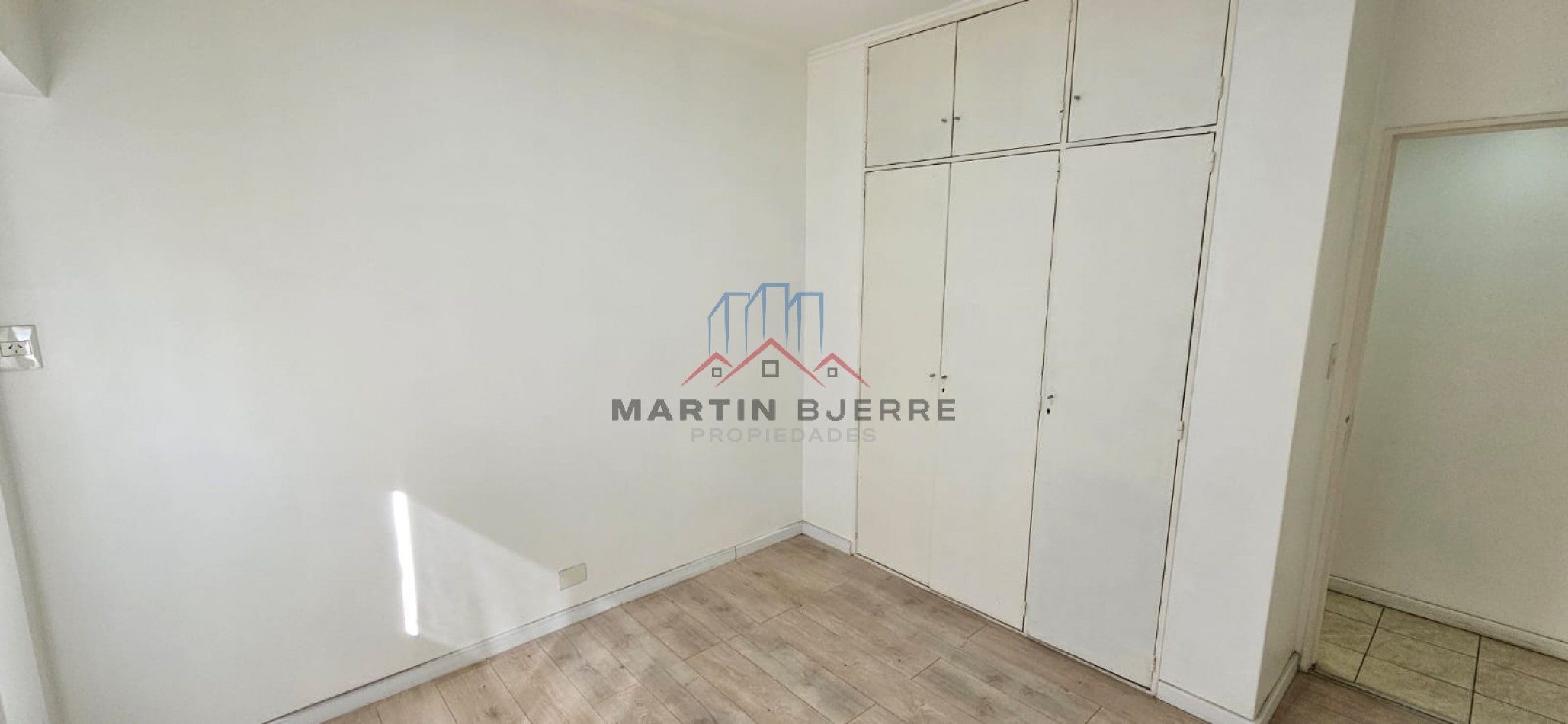 VENTA DEPARTAMENTO BARRIO ALAS 4 AMBIENTES, CIUDAD EVITA