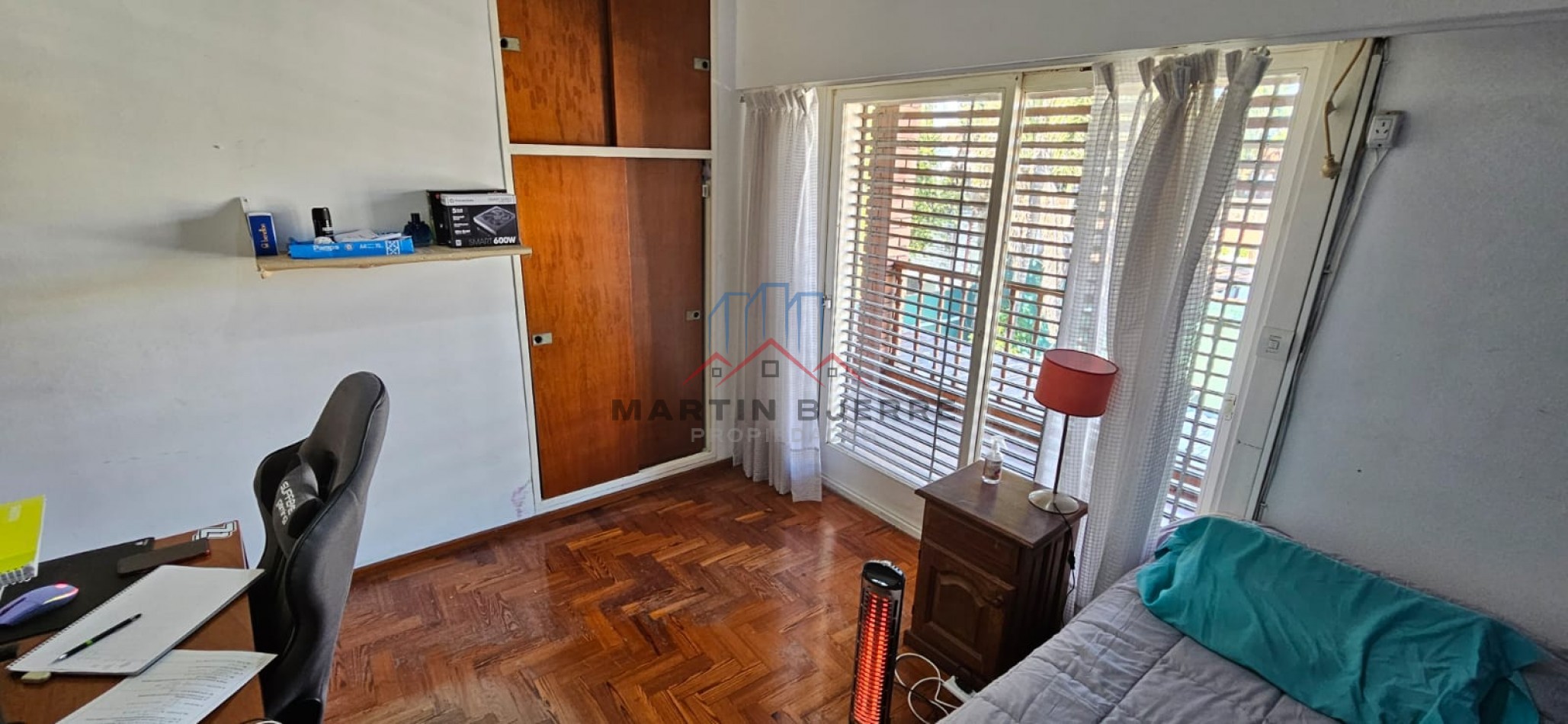 CASA 5 AMBIENTES  CON QUINCHO Y PISCINA EN CIUDAD EVITA, LA MATANZA.