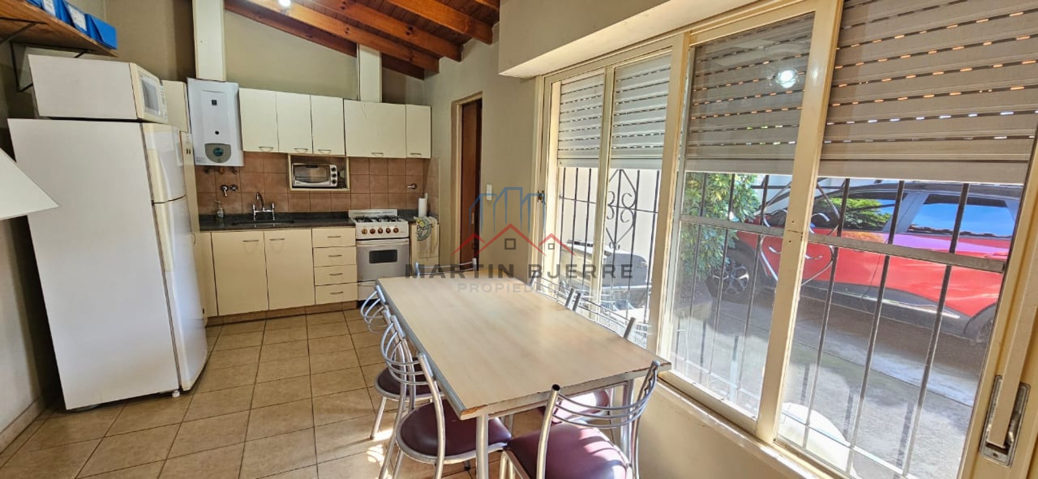 Venta Propiedad con Oficinas en Ciudad Evita 