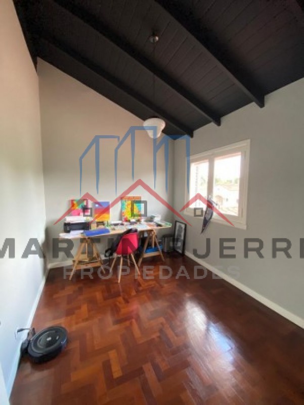 Venta Casa 4 ambientes Ciudad Evita.