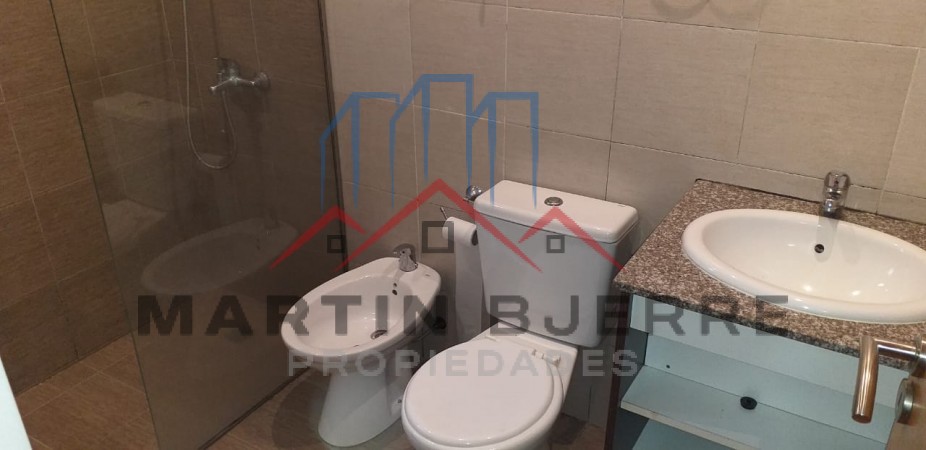 Venta  Duplex 3 ambientes  Ciudad Evita.  