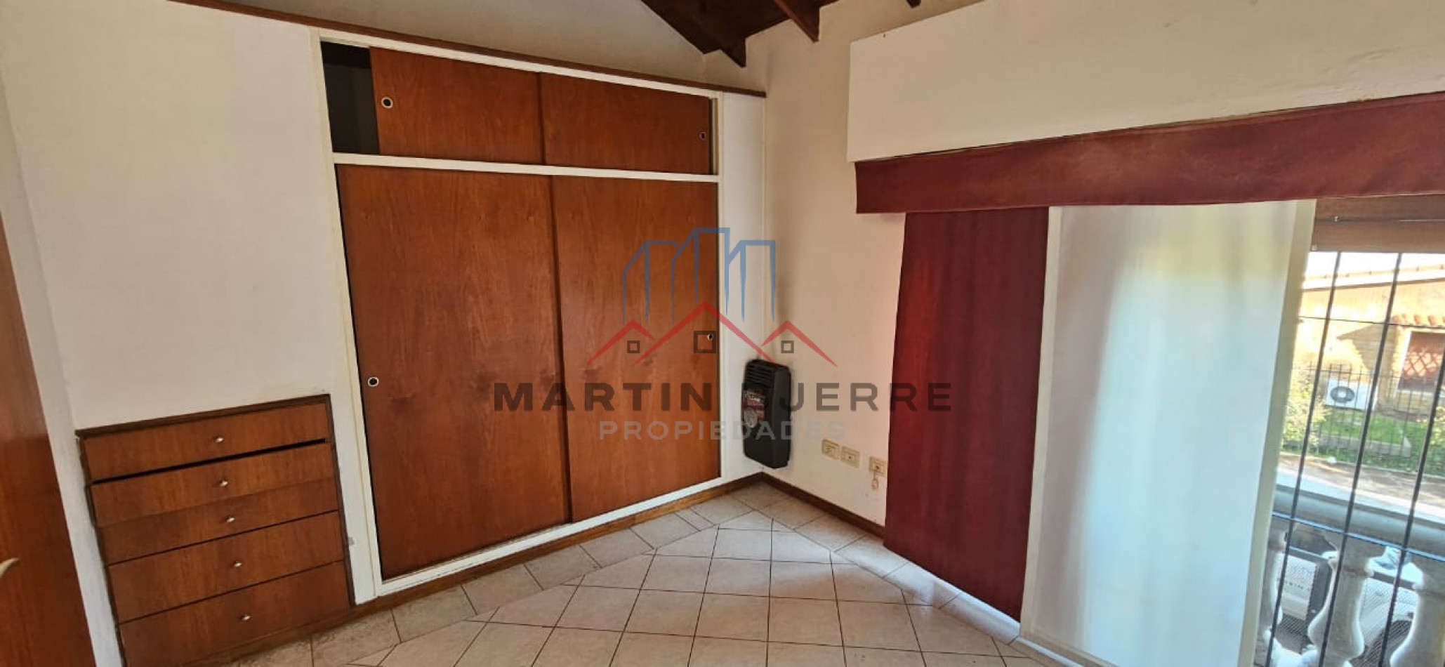 Venta Duplex 4 ambientes en Zona Primera, Ciudad Evita.