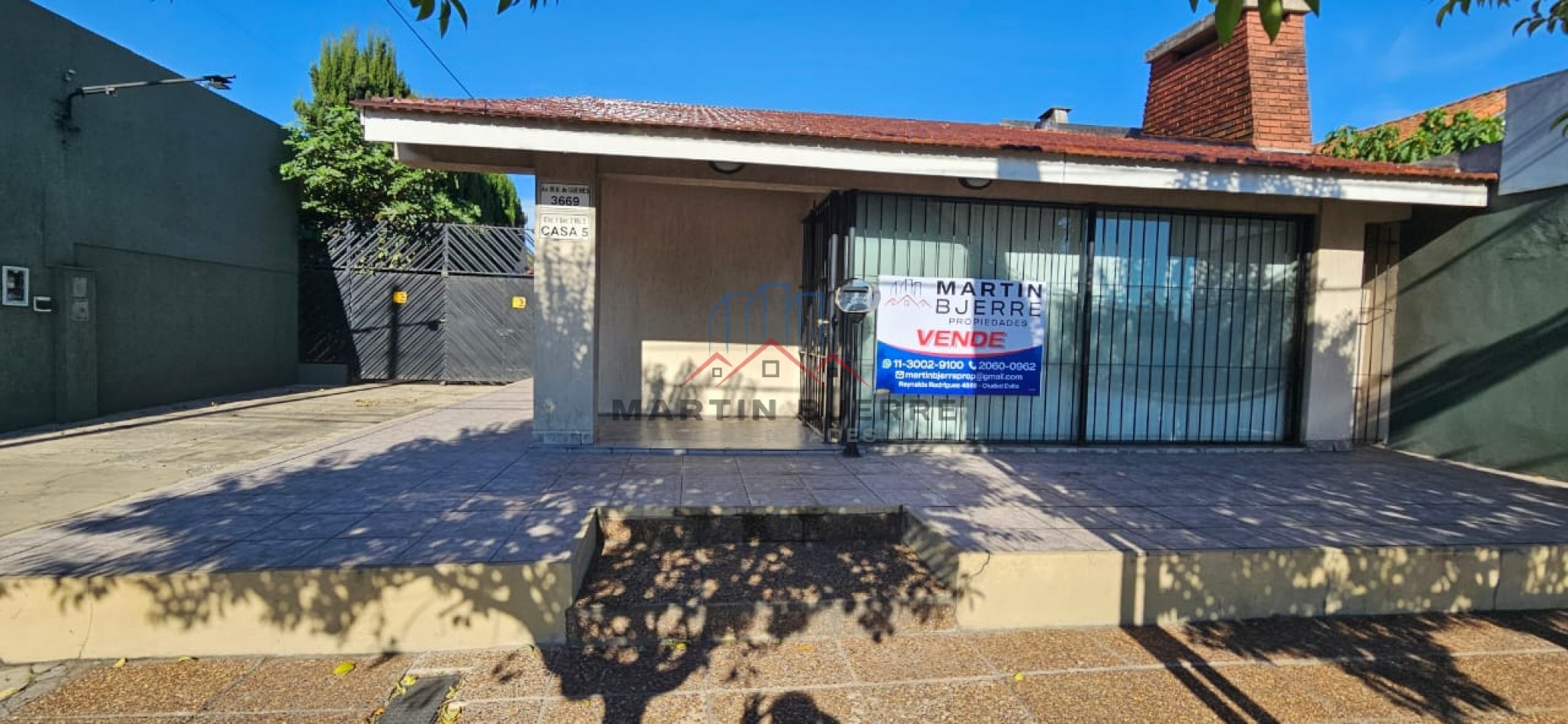 Venta Propiedad con Oficinas en Ciudad Evita 