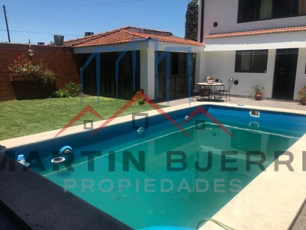 Venta Casa 6 ambientes Barrio Alas Ciudad Evita