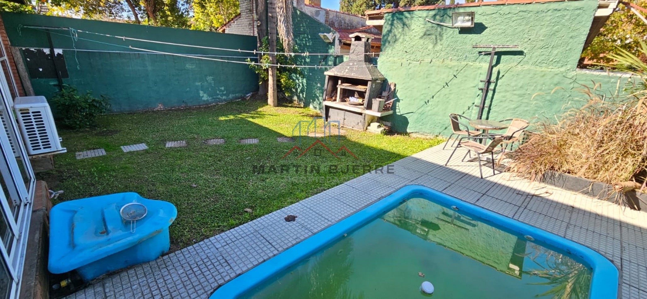 CASA 5 AMBIENTES  CON QUINCHO Y PISCINA EN CIUDAD EVITA, LA MATANZA.