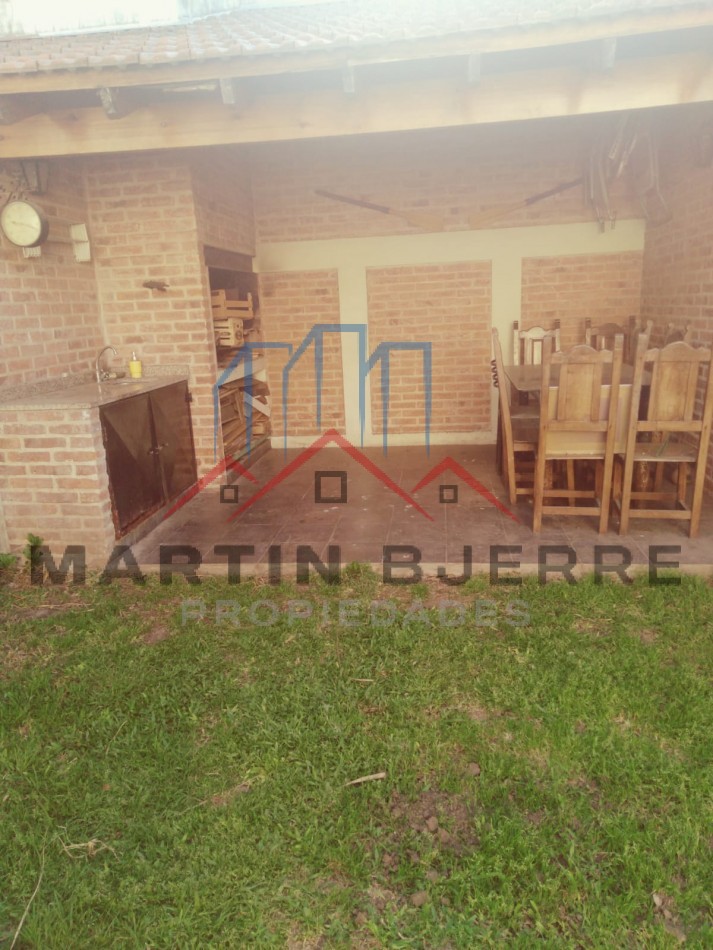 Venta Duplex 4 ambientes en Barrio Sadop, Ciudad Evita.