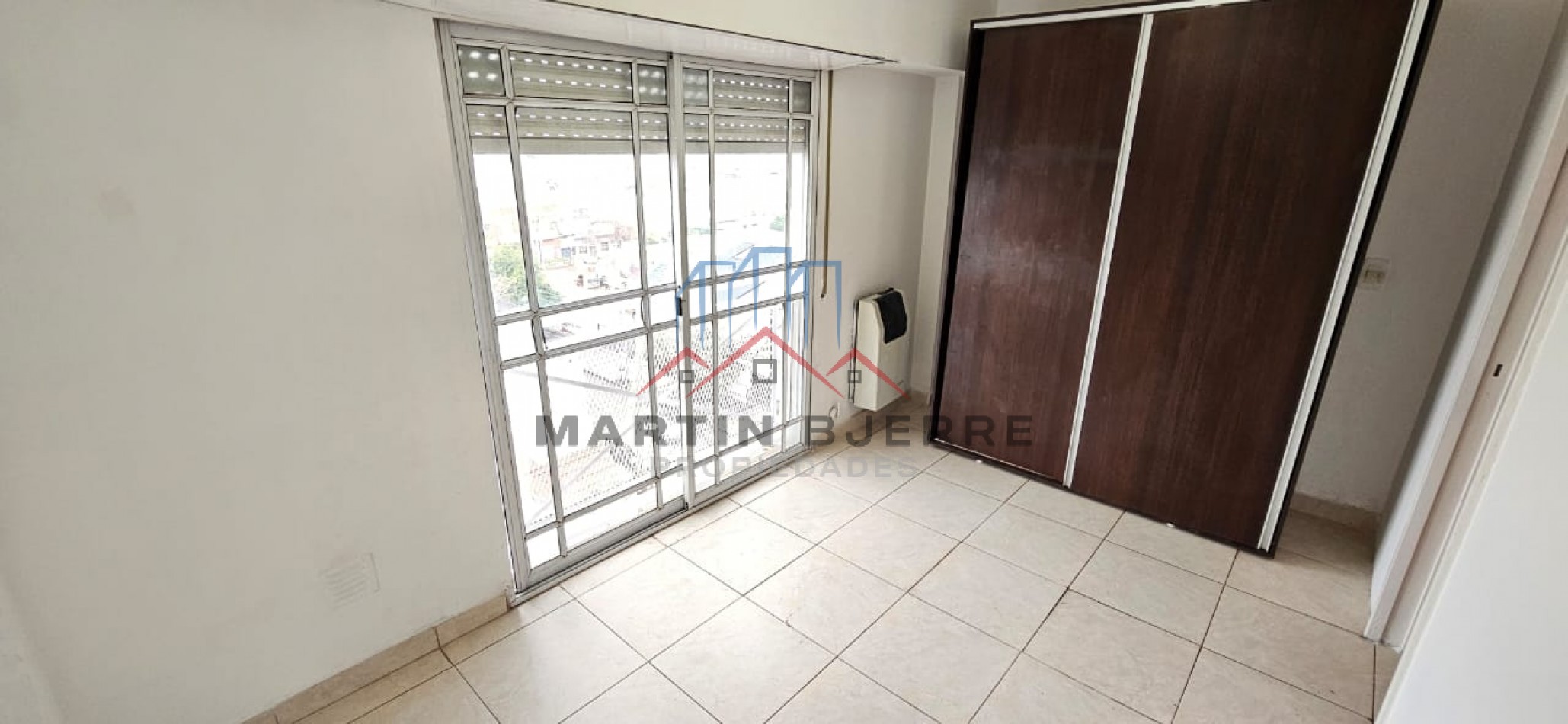 VENTA DEPARTAMENTO DE 2 AMBIENTES. LOMAS DEL MIRADOR . LA MATANZA.