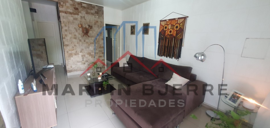 Venta Casa 5 ambientes Ciudad Evita.  