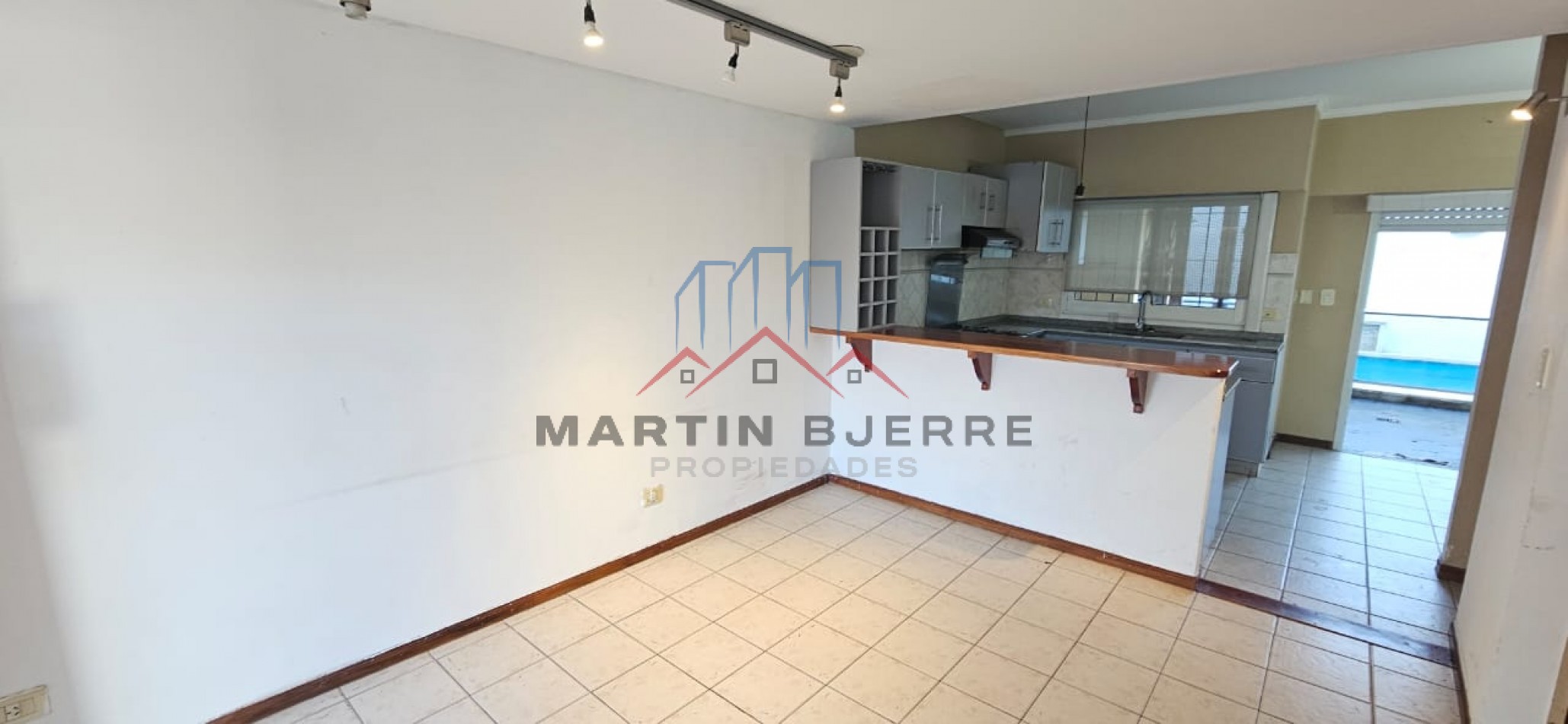 Venta Duplex 4 ambientes en Zona Primera, Ciudad Evita.