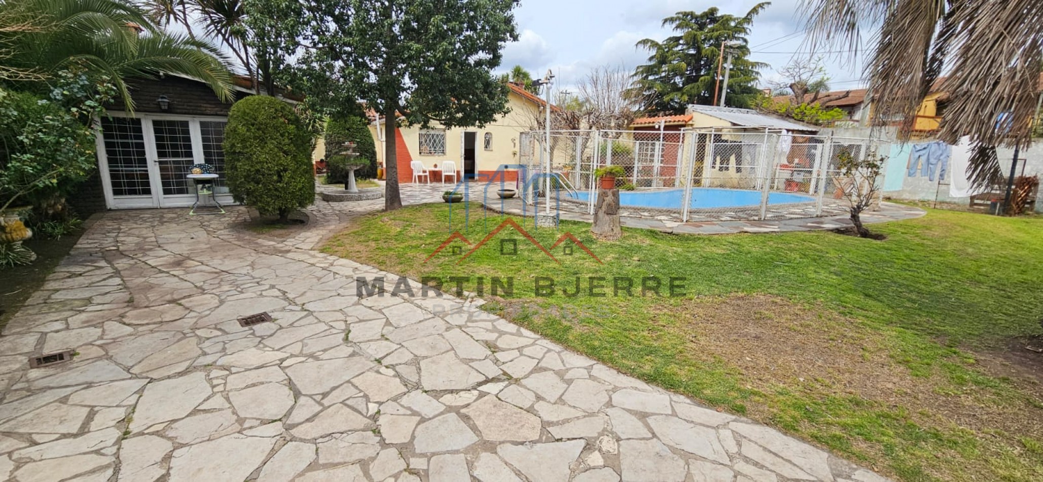 Venta Chalet 4  ambientes con ampliaciones en Ciudad Evita.
