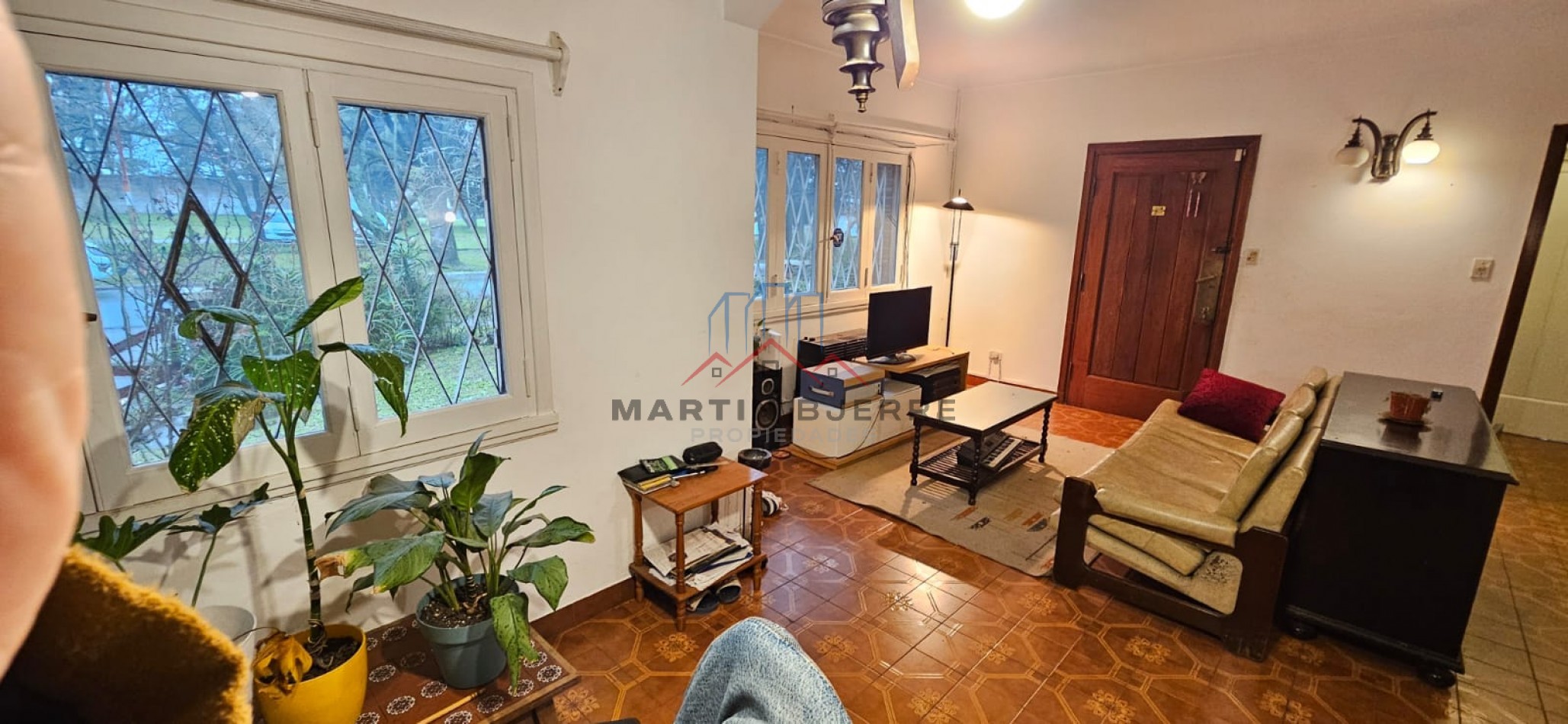 VENTA CASA 5 AMBIENTES EN CIUDAD EVITA