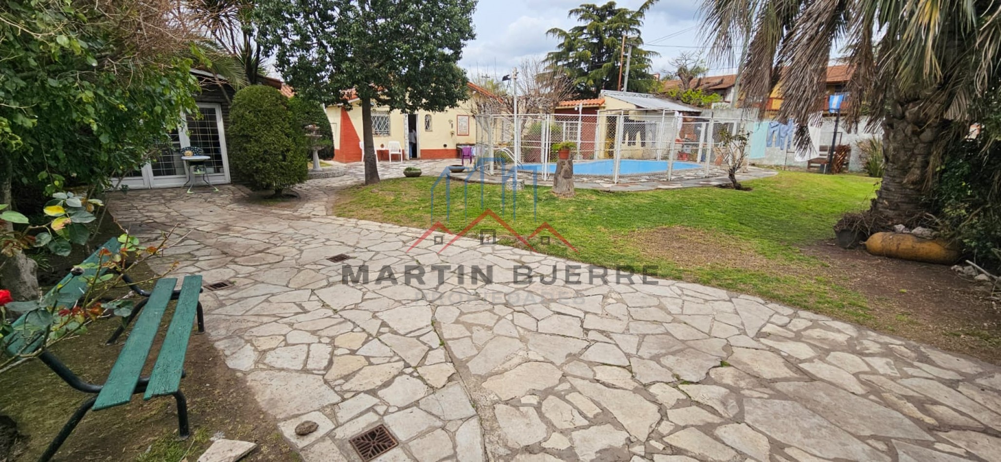 Venta Chalet 4  ambientes con ampliaciones en Ciudad Evita.