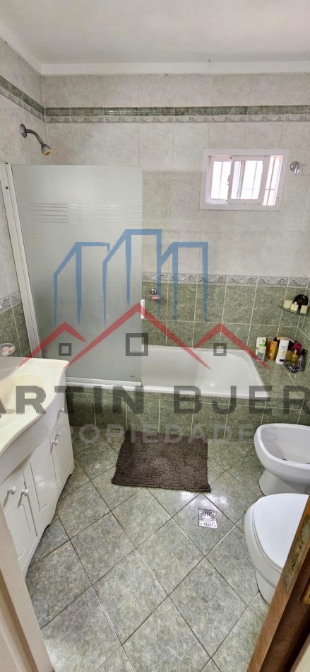 Venta Duplex 5 ambientes en Barrio Cotevi  Ciudad Evita.