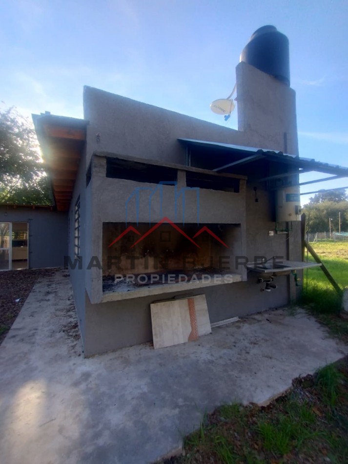 VENTA CASA DE 3 AMBIENTES. BARRIO LOS FRESNOS. VIRREY DEL PINO. LA MATANZA.