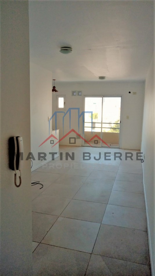 ALQUILER HERMOSO DEPARTAMENTO 2 AMBIENTES EN CASEROS