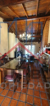 Venta Hermoso Chalet de 5 Ambientes en Ciudad Evita.