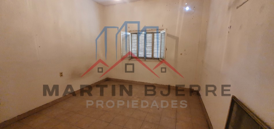 Venta Casa 3 ambientes  con Lote en Aldo Bonzi