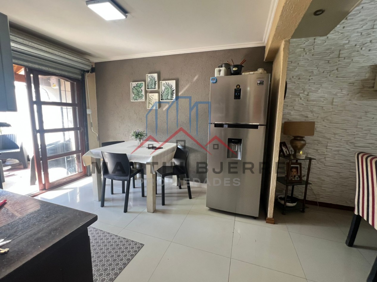 VENTA CASA 5 AMBIENTES BARRIO PUERTAS DEL SOL. CIUDAD EVITA. LA MATANZA.