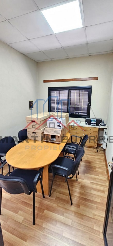 Venta Propiedad con Oficinas en Ciudad Evita 