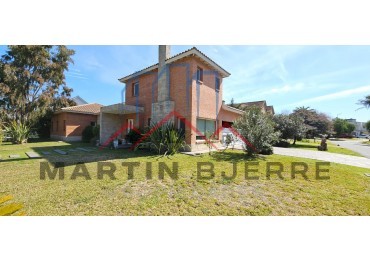  Venta Casa 5 ambientes en Barrio La Deseada, Ezeiza