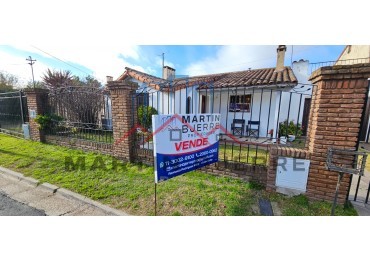 VENTA CASA 3 AMBIENTES CIRCUNSCRIPCION 1o,  CIUDAD EVITA, LA MATANZA. 