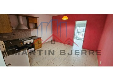 VENTA DEPARTAMENTO DE 2 AMBIENTES. LOMAS DEL MIRADOR . LA MATANZA.